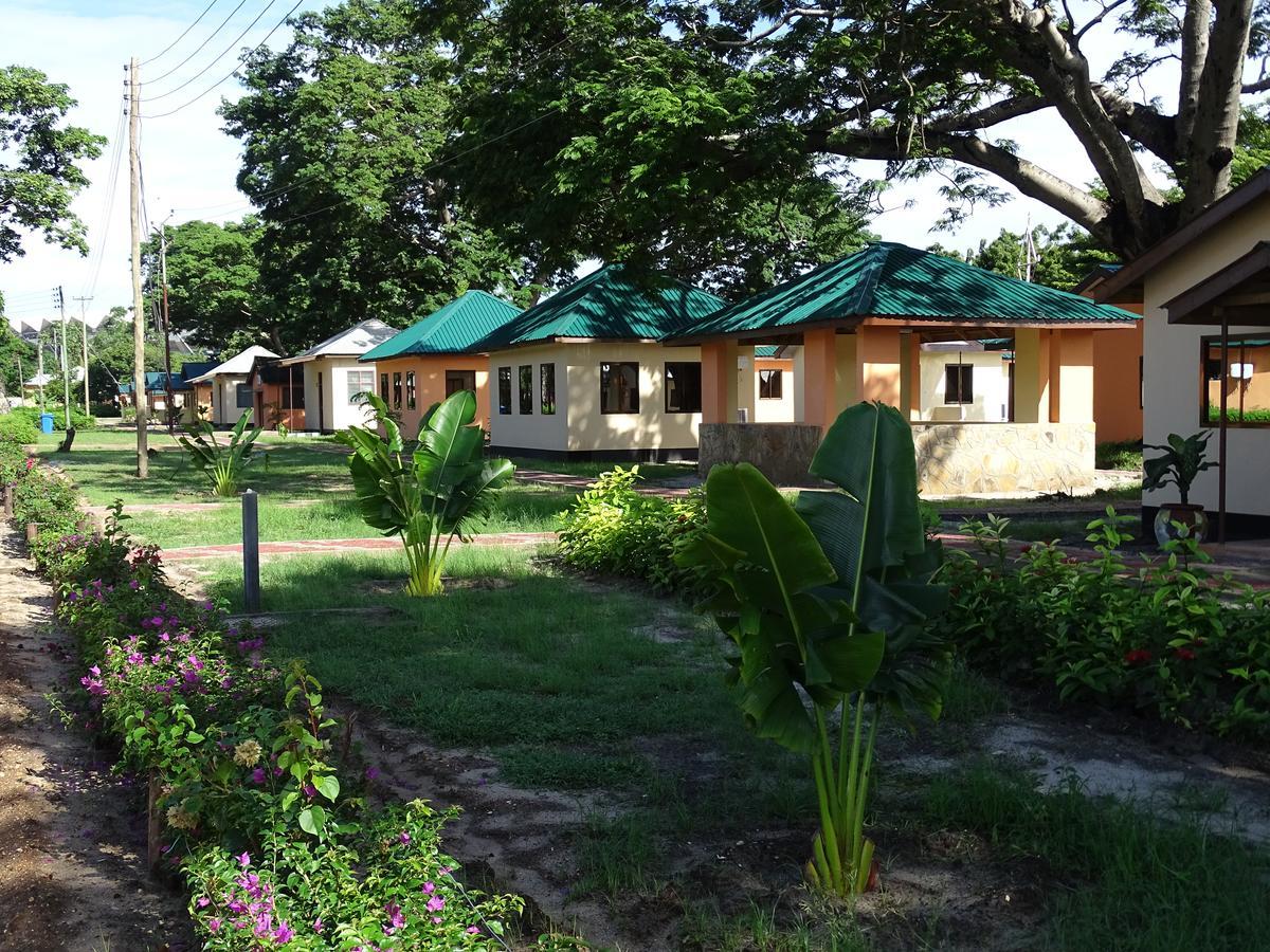 Mgulani Lodge Hotel ดาร์เอสซาลาม ภายนอก รูปภาพ
